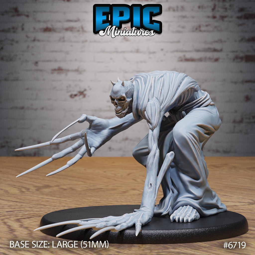 #6719 - Resin Bone Claw Ambush miniature for RPG