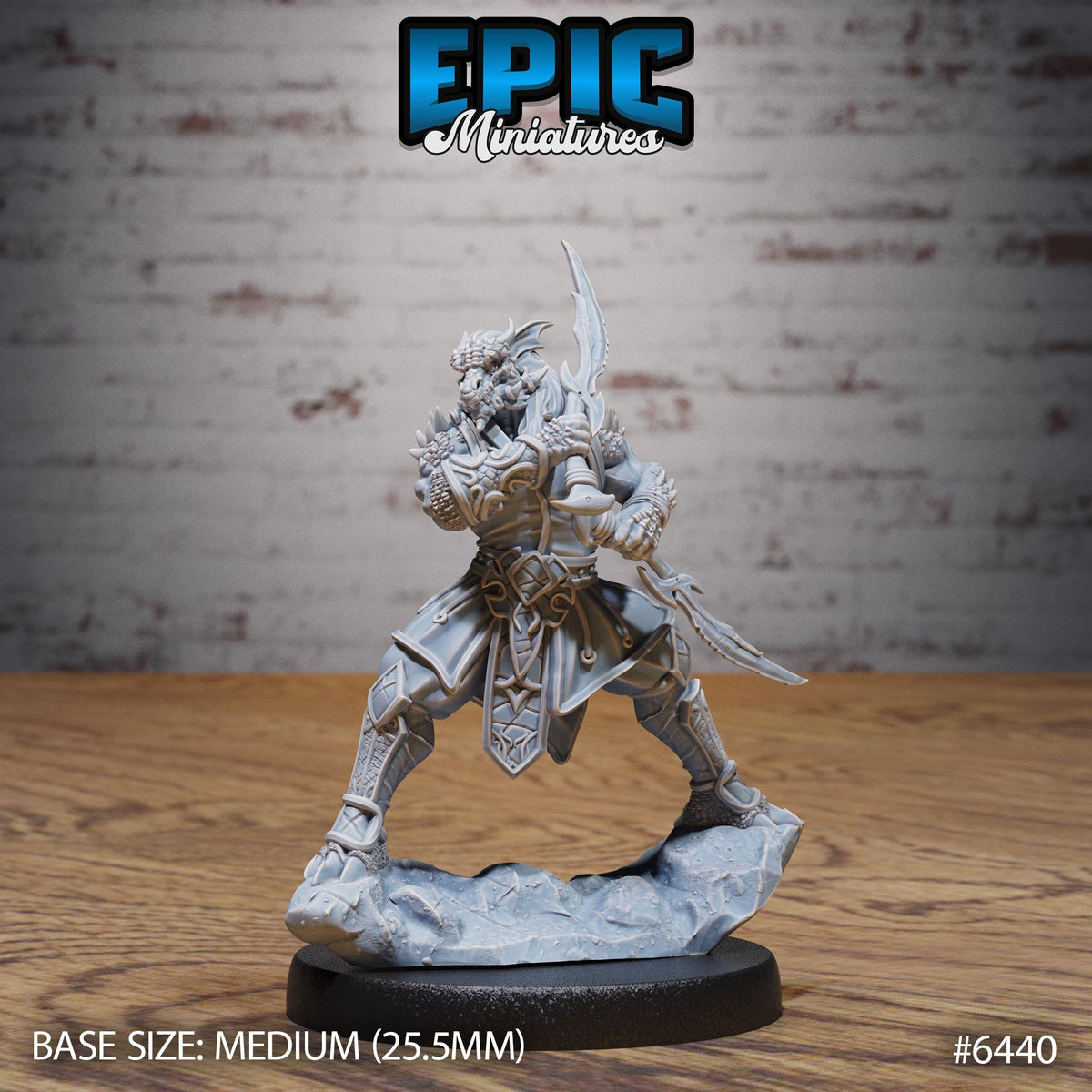 #6440 - Figurine Dragonborn Rogue Attack en résine pour JDR