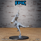 #7130 - Figurine Raptor Centaur Female Attack en résine pour JDR