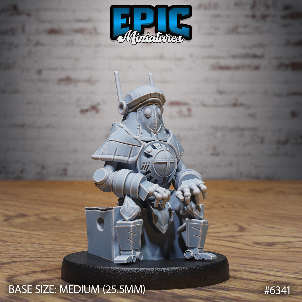 Figurine JDR Clockwork Tinkerer Sitting, automate à deux antennes assis sur une caisse, les mains ouvertes au-dessus des genoux