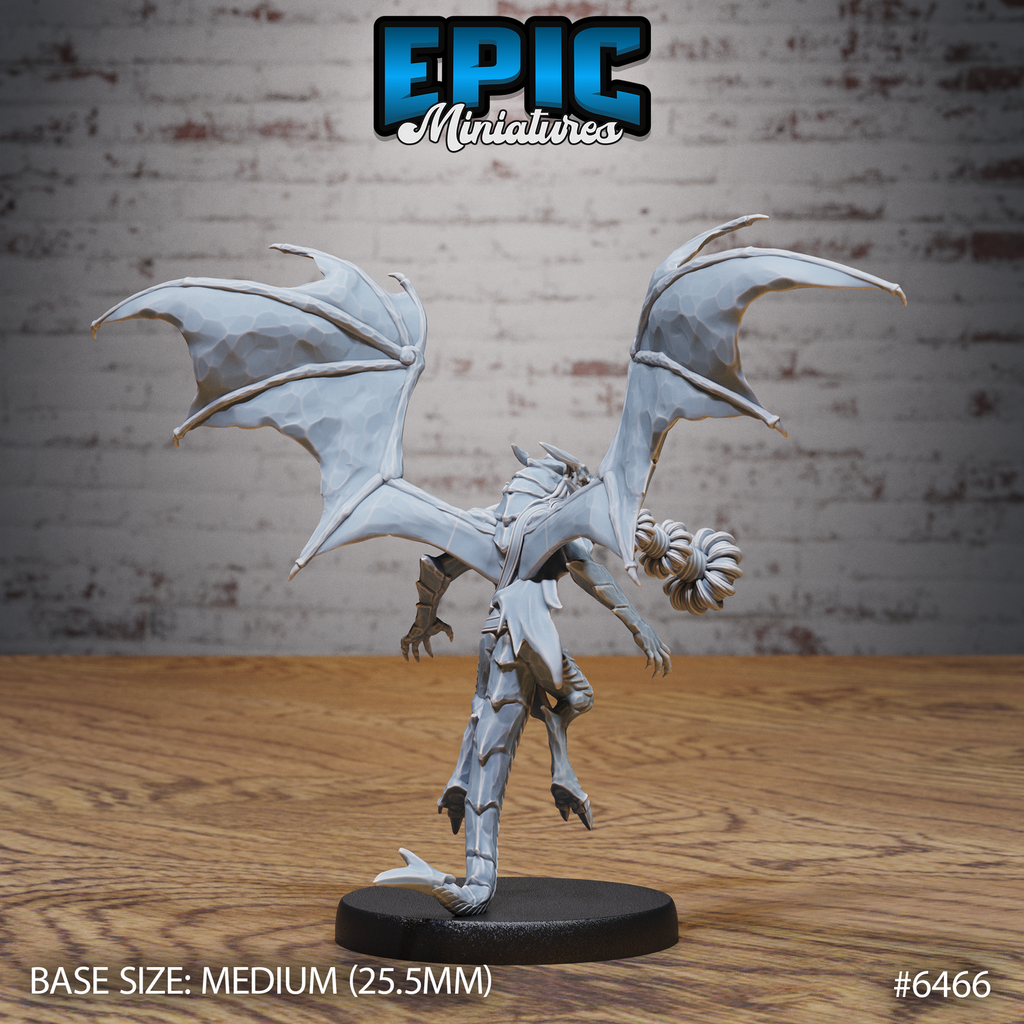 Vue arrière de Figurine JDR Draconic Demon Sapphire Flame, démon draconique ailé crachant un souffle de flames